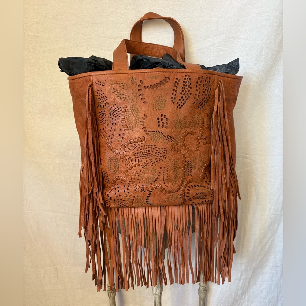 Frye Vivian Fringed Leather Tote Bag - Picture 7 of 16